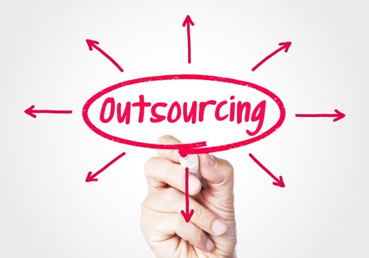 CALL IN THE PROS: 5 Benefits of Outsourcing Your IT Services